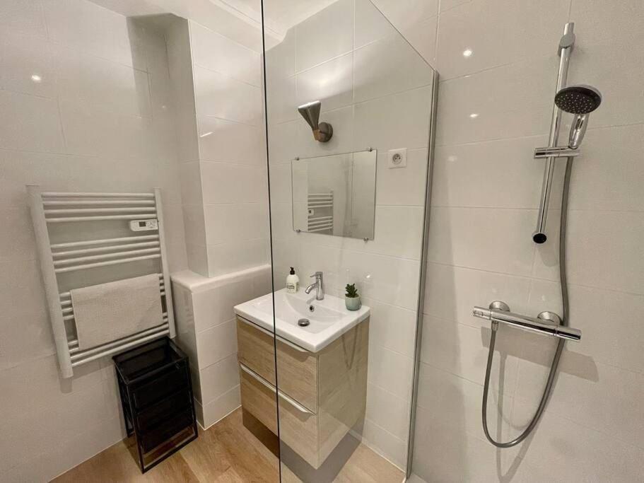 Le Liberty By Melrose Apartment Байо Екстериор снимка